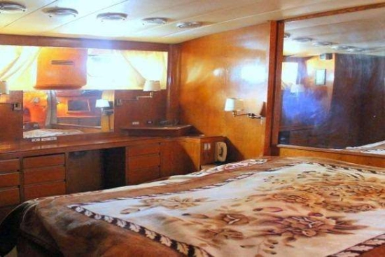 Cantieri di Pisa 90 usado à venda