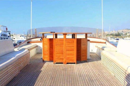 Cantieri di Pisa 90 usado à venda