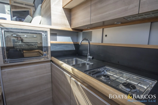 Sealine F450 usata in vendita