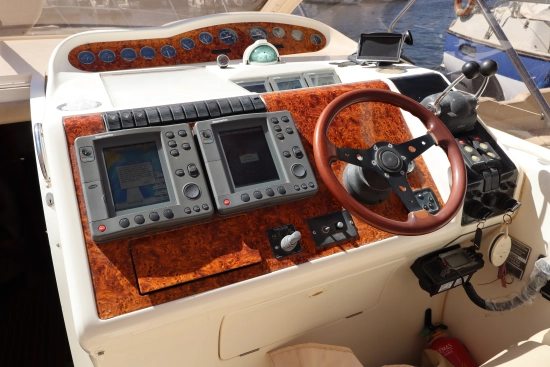 Princess V42 usado à venda