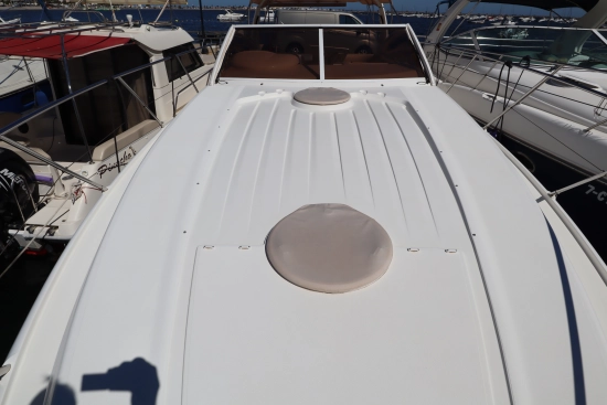Princess V42 usado à venda