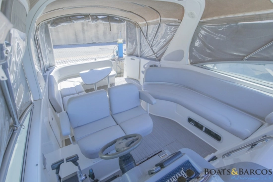 Bayliner 325 usata in vendita