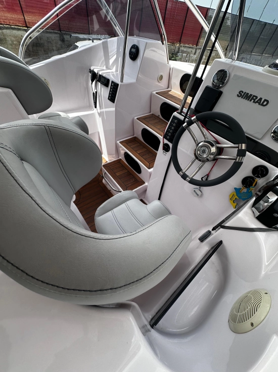 Barracuda 980 Cabin usado à venda