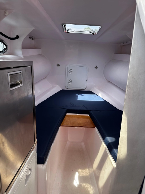Barracuda 980 Cabin usado à venda