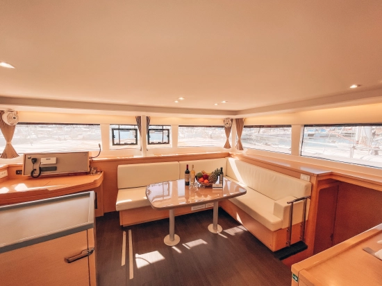Lagoon 450S usata in vendita