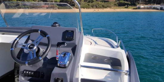 Beneteau Flyer 6.6 SUNdeck de segunda mano en venta