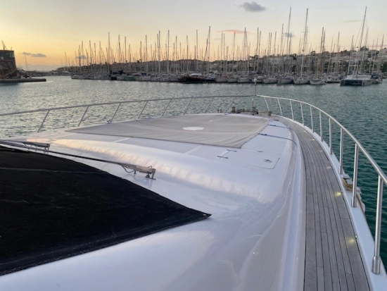 Mangusta 108 HT usado à venda