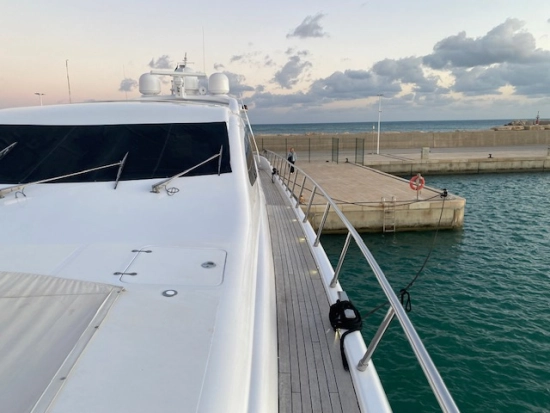 Mangusta 108 HT usado à venda