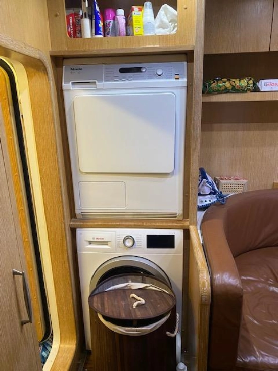 Mangusta 108 HT usado à venda