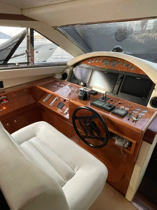Ferretti 68 fly de segunda mano en venta