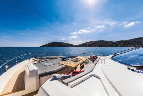 Ferretti 850 HT de segunda mano en venta