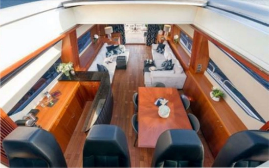 Sunseeker Predator 108 usata in vendita