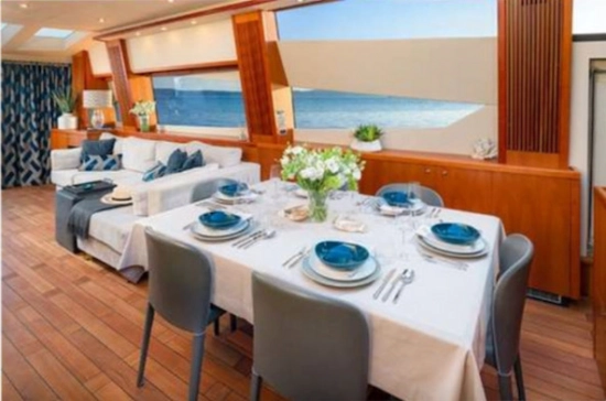 Sunseeker Predator 108 usata in vendita