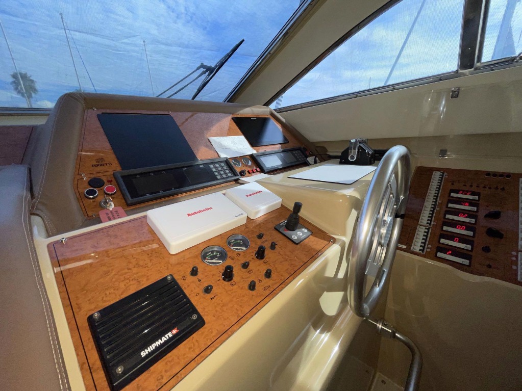 Ferretti 57 ANNIVERSARY de segunda mano en venta