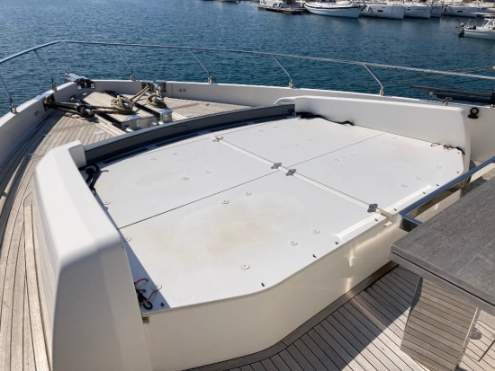 Ferretti 850 HT usata in vendita