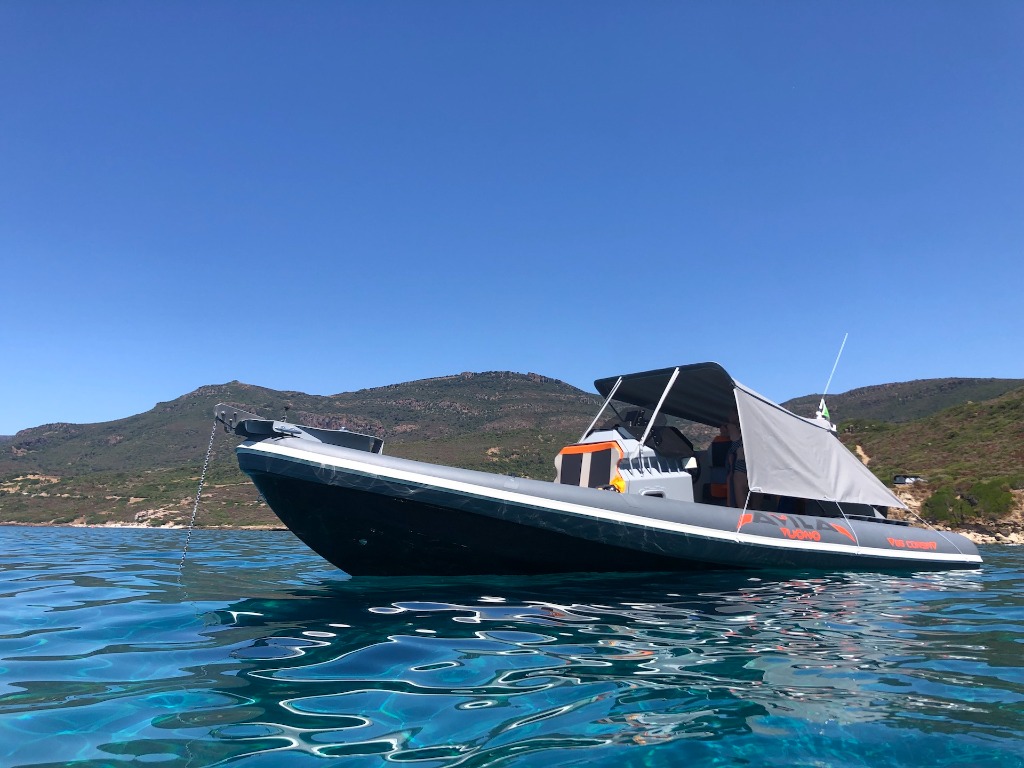 Avila TUONO PRO 85 E 2 CORSA CAB usado à venda