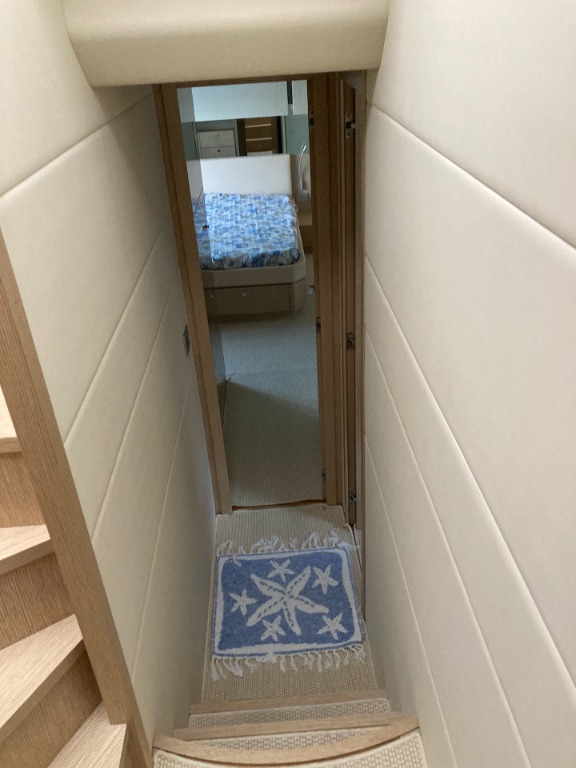 Ferretti 720 usata in vendita