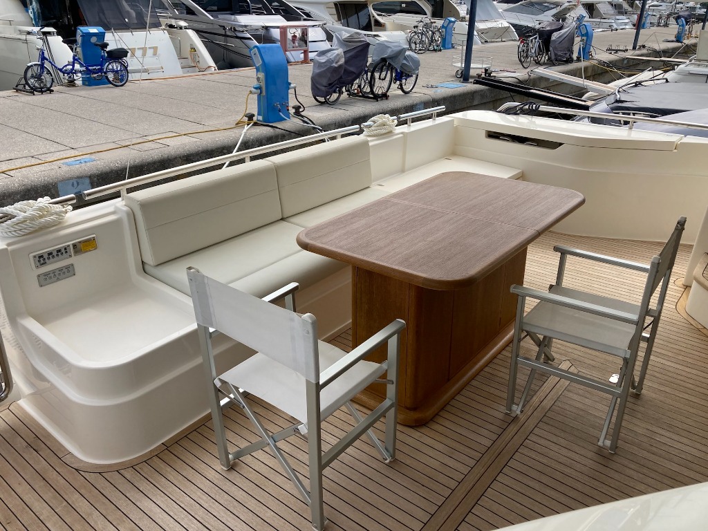 Ferretti 720 usata in vendita
