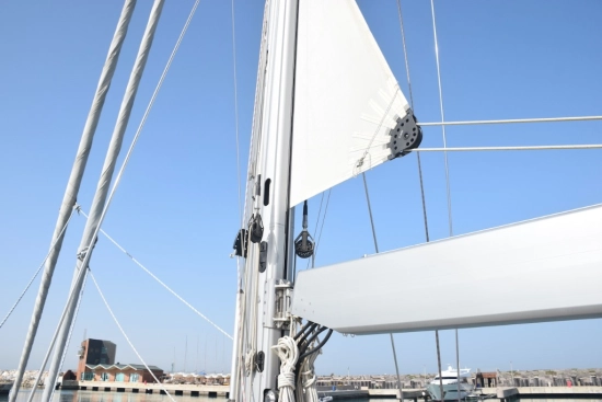 Hallberg Rassy HR 64 usado à venda