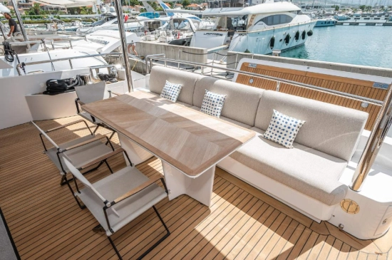 Benetti DELFINO 95 de segunda mano en venta