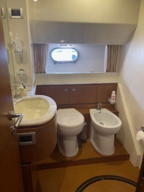 Ferretti 681 de segunda mano en venta