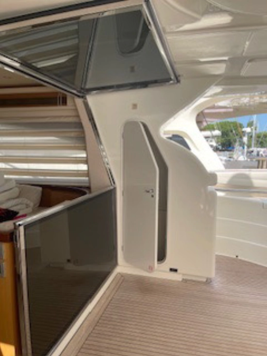 Ferretti 681 de segunda mano en venta