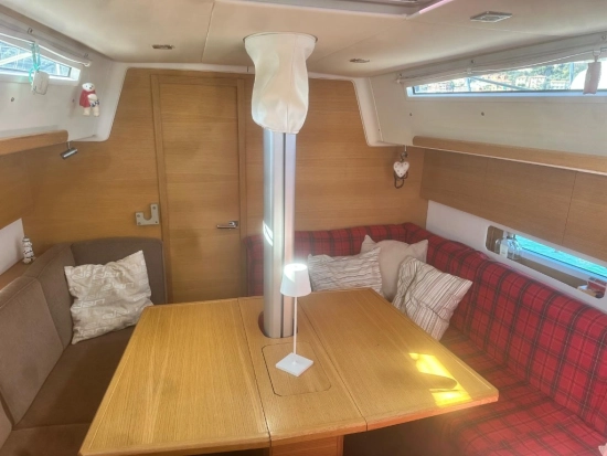 Elan Marine E5 usado à venda
