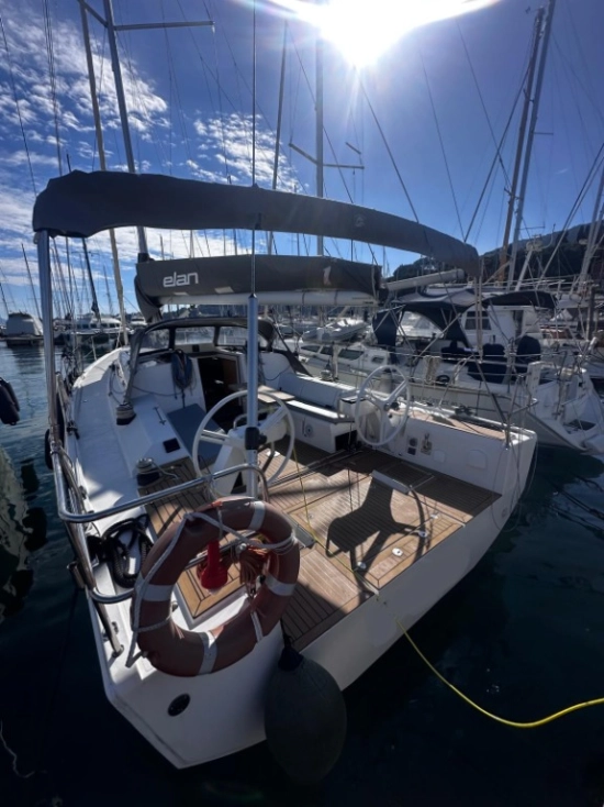 Elan Marine E5 usado à venda