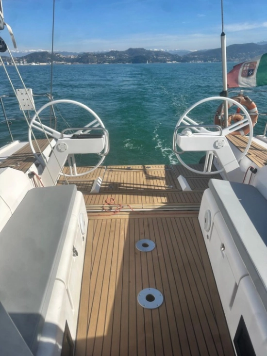 Elan Marine E5 usado à venda