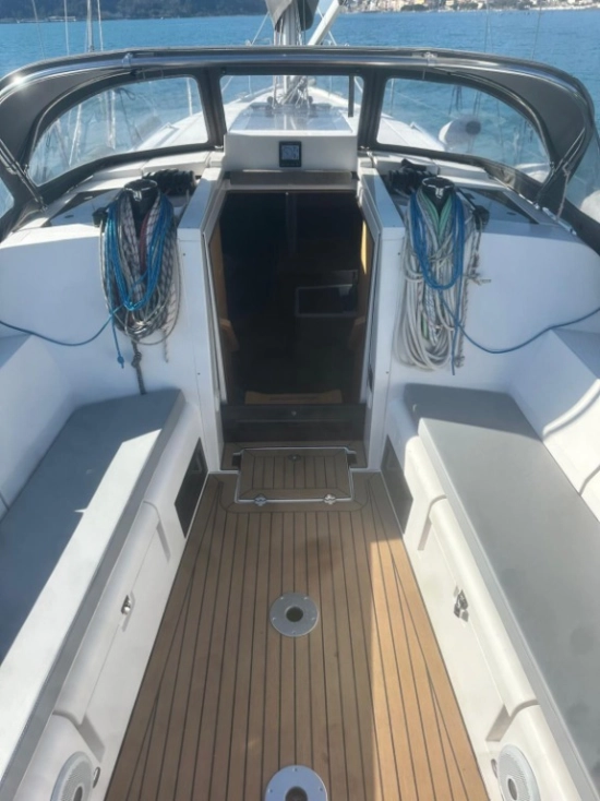 Elan Marine E5 usado à venda