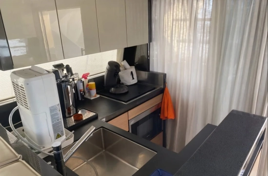 Ferretti 550 usata in vendita