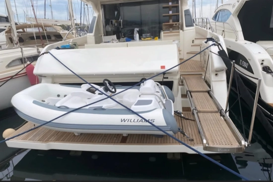 Ferretti 550 usata in vendita