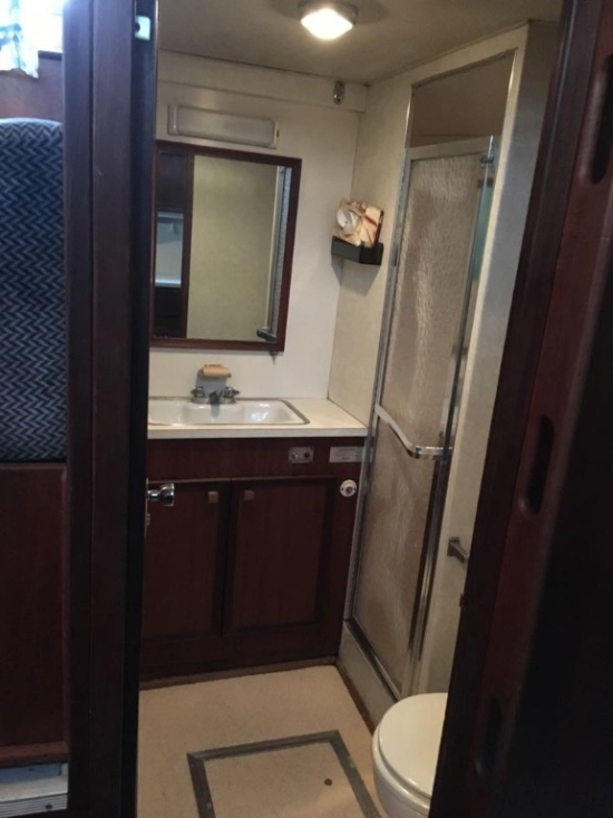 Hatteras Yachts 43 DOUBLE CABIN usata in vendita