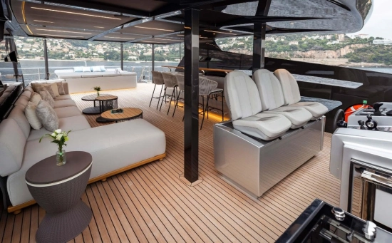 Pershing (Ferretti SpA) 140 usata in vendita