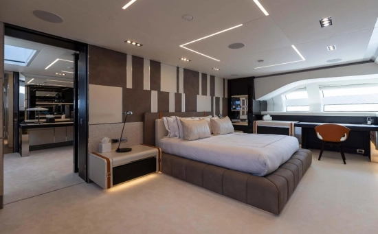Pershing (Ferretti SpA) 140 usata in vendita