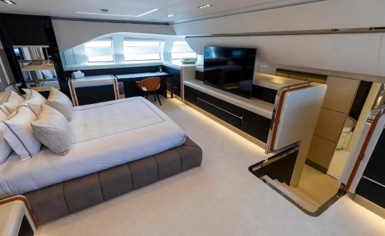 Pershing (Ferretti SpA) 140 usata in vendita