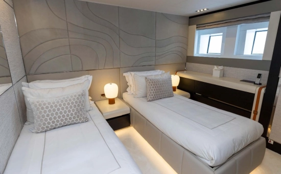 Pershing (Ferretti SpA) 140 usata in vendita