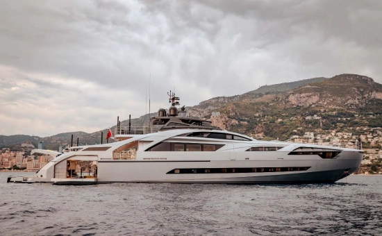 Pershing (Ferretti SpA) 140 usata in vendita