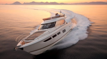 Prestige 550 FLY usata in vendita