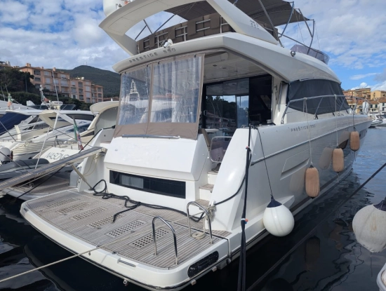 Prestige 550 FLY usata in vendita