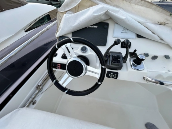 Prestige 550 FLY usata in vendita