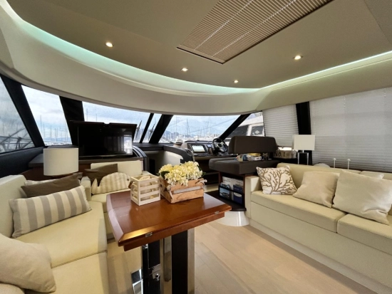 Prestige 550 FLY usata in vendita
