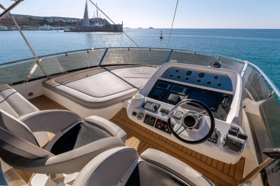 Sunseeker Manhattan 70 usata in vendita