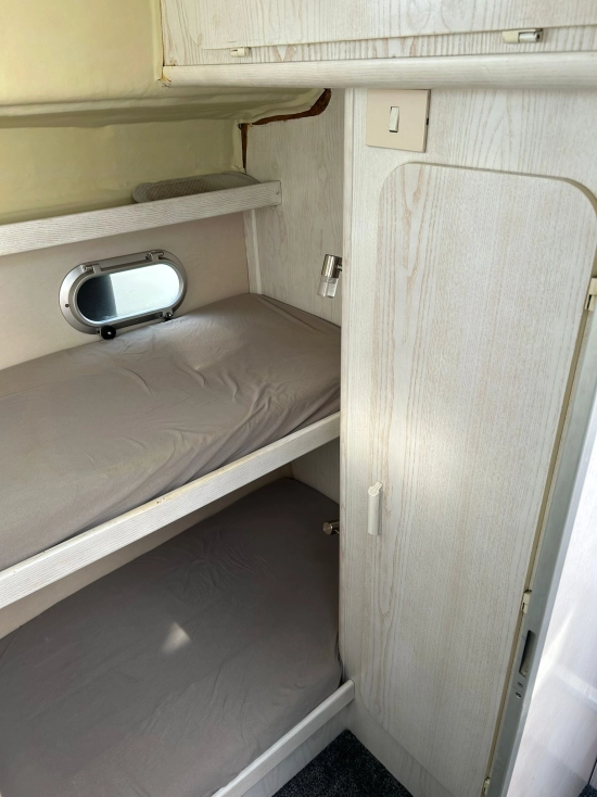 Beneteau Antares 10.20 Flybridge de segunda mano en venta