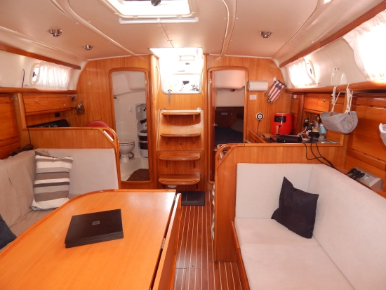 Bavaria Yachts 37 Cruiser usata in vendita