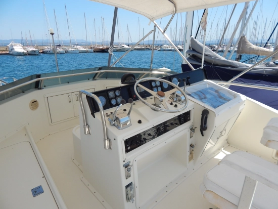 Hatteras Yachts 45 Convertible de segunda mano en venta