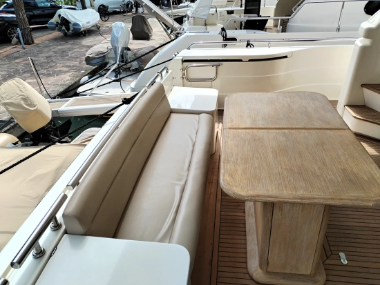 Ferretti 681 usata in vendita