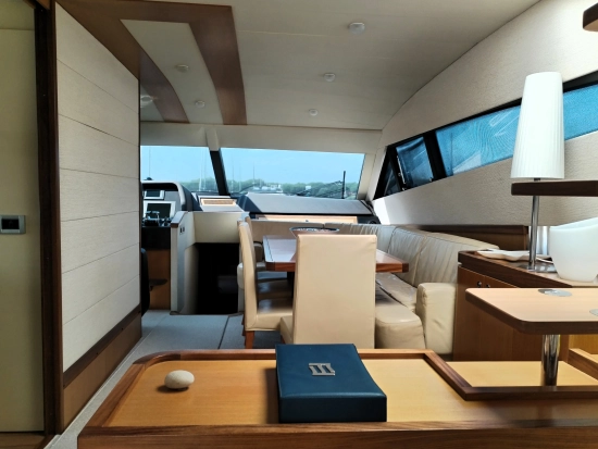 Ferretti 681 usata in vendita