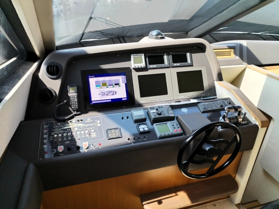 Ferretti 681 usata in vendita