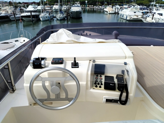 Ferretti 681 usata in vendita